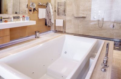 Spa-like Bathtub
